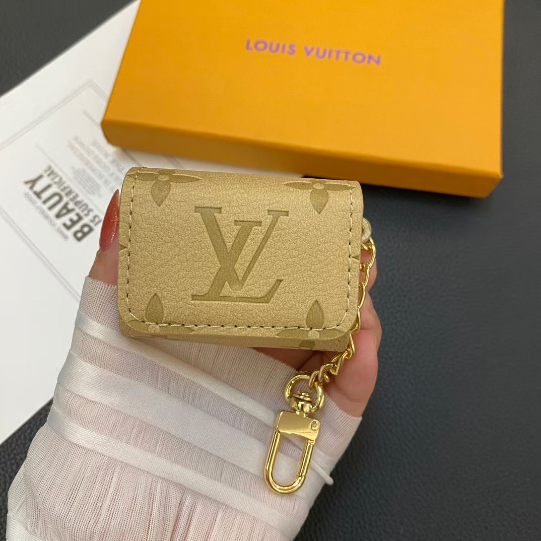 Monogram Chic Louis Vuitton Everyday Luxe Vibe