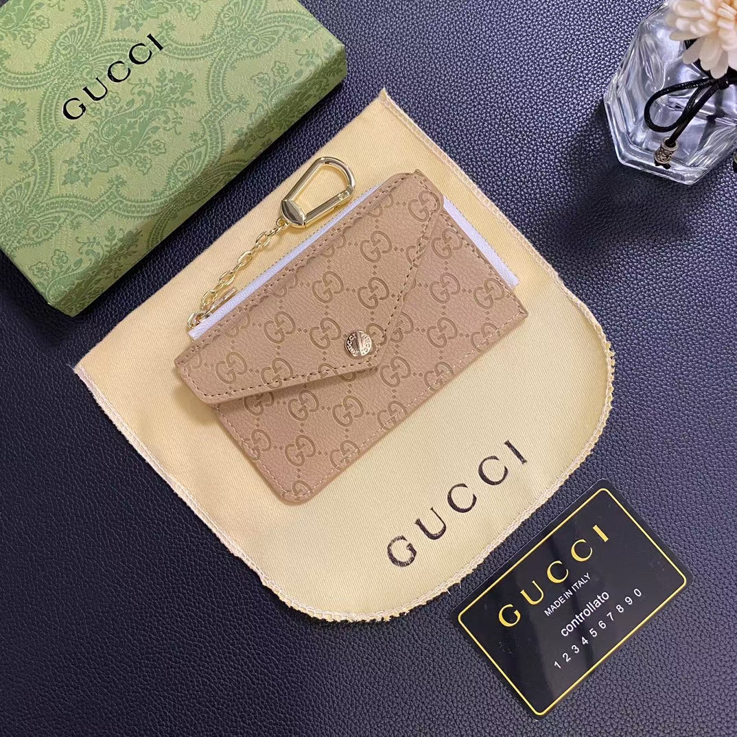 Gucci Signature Slim Card Holder