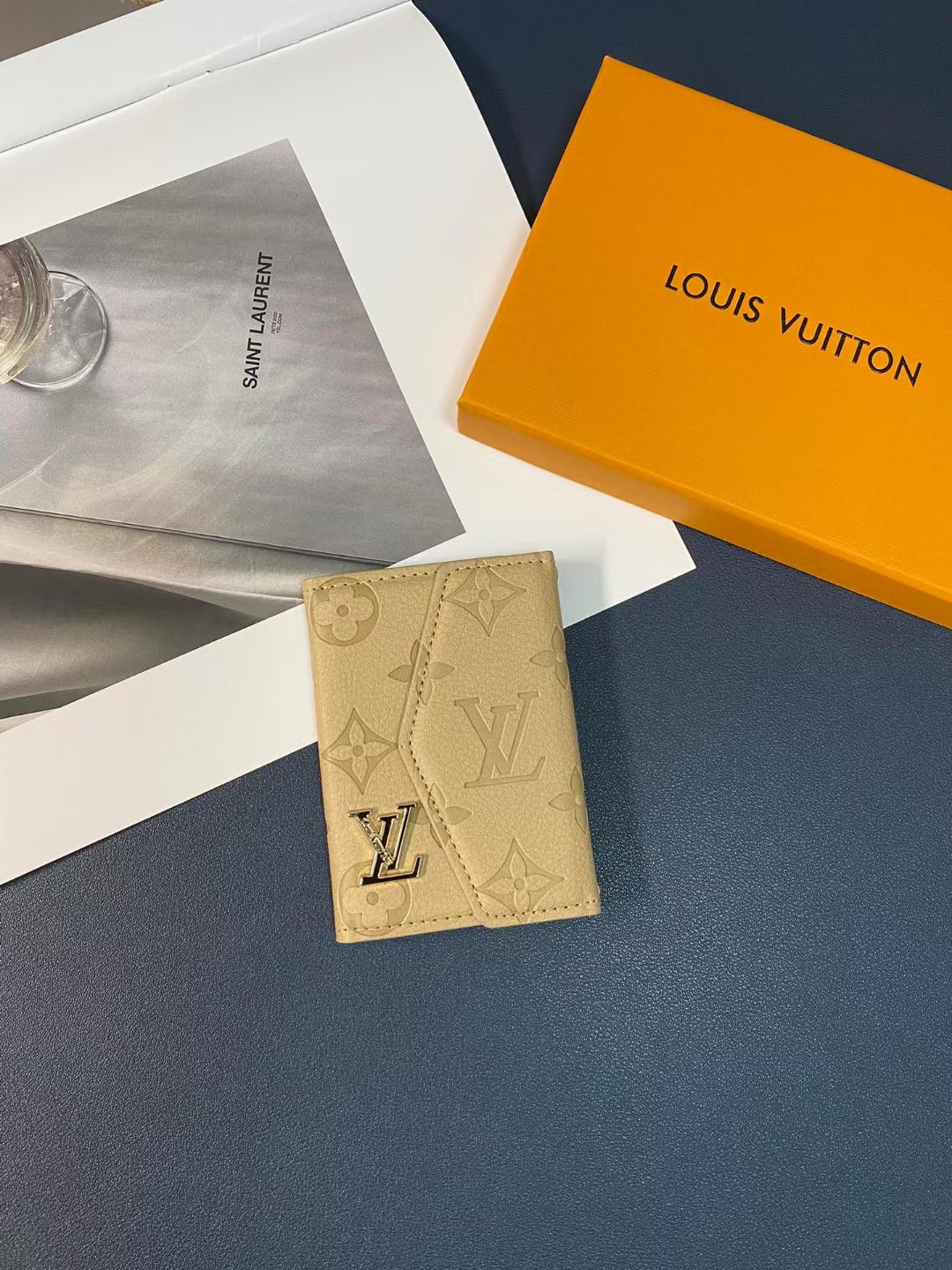Louis Vuitton Essentials Compact Card Holder