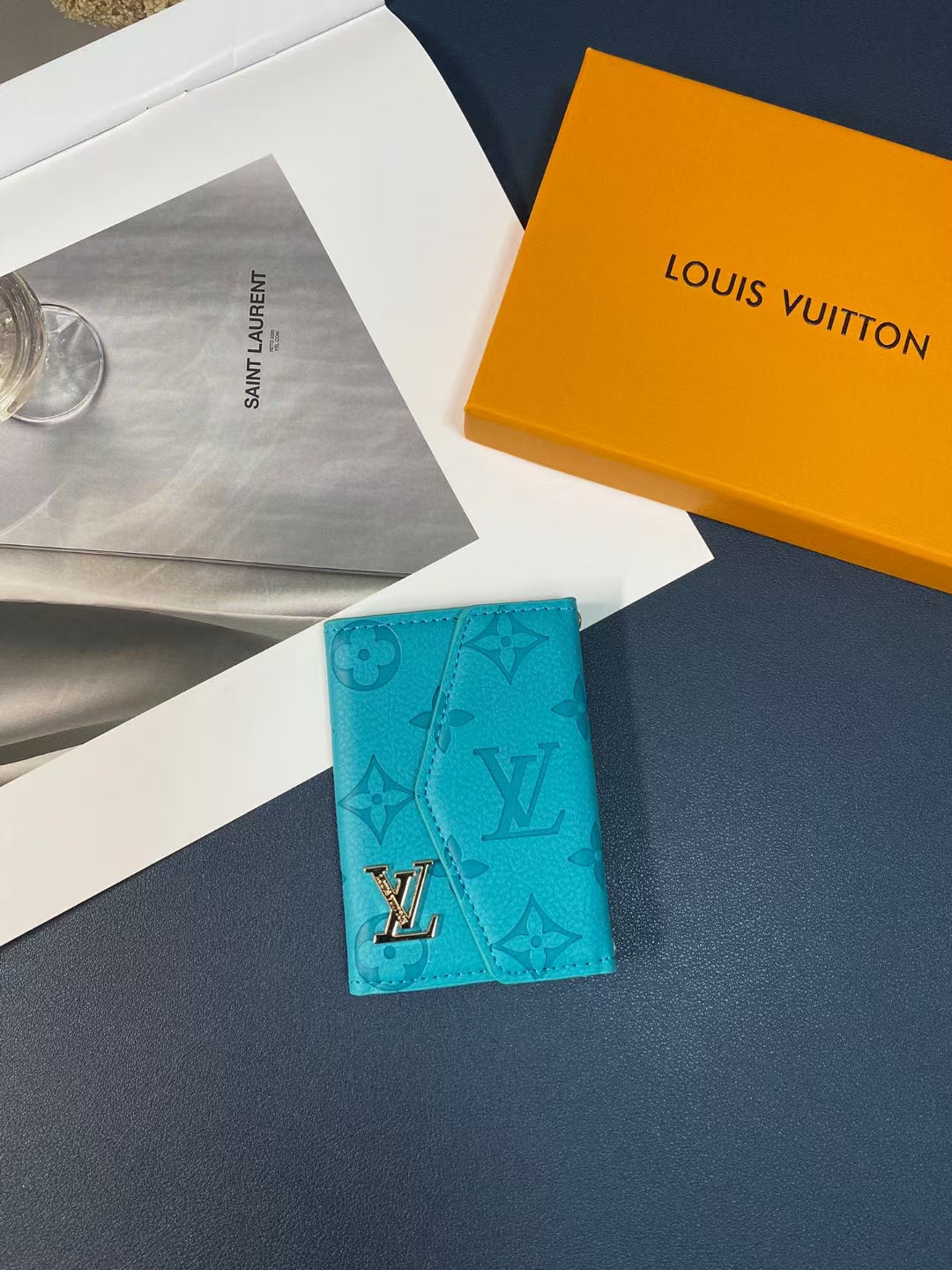 Louis Vuitton Essentials Compact Card Holder