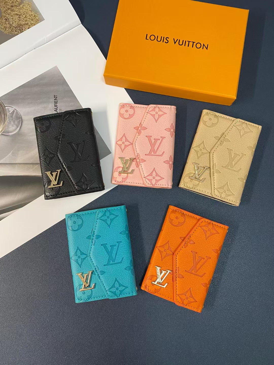 Louis Vuitton Essentials Compact Card Holder
