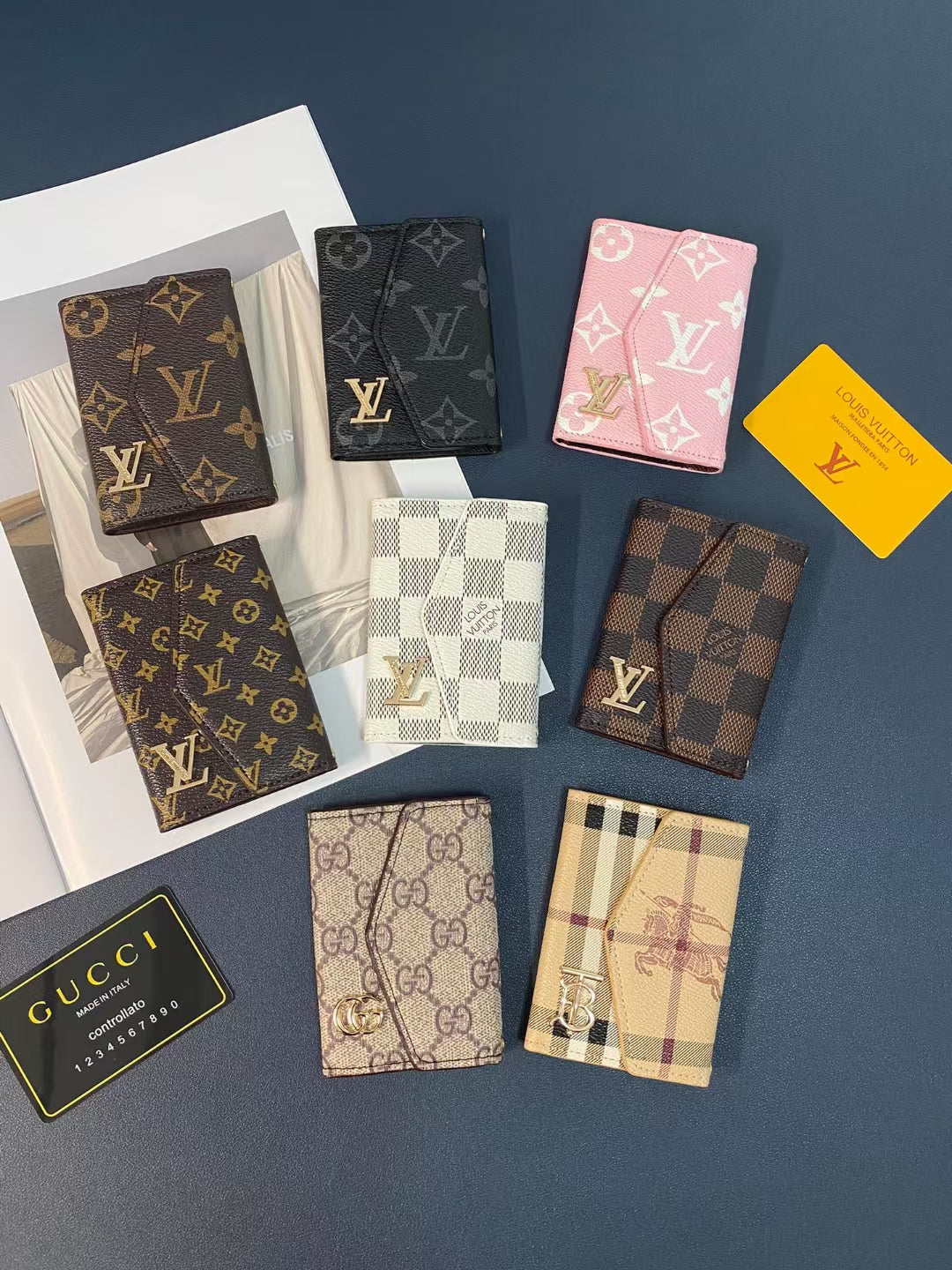 LV SleekStash Card Keeper