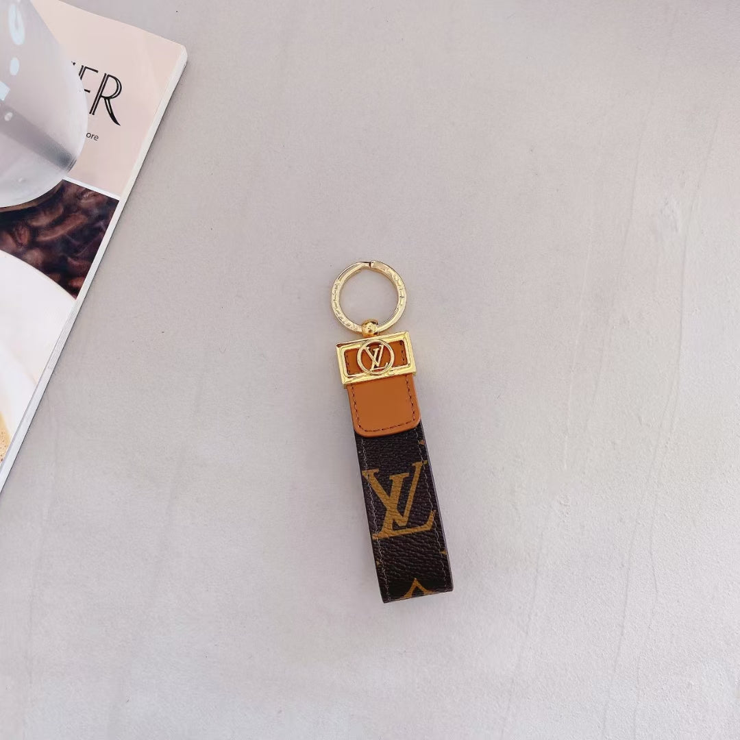 Iconic Twist LV Key Holder