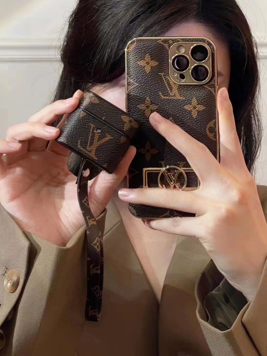 LuxePod Charm: Signature LV AirPods Case