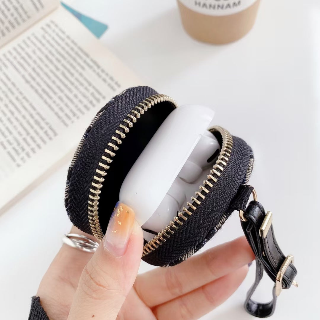 Dior Chic Pods Case Luxe Simplicity On-the-Go