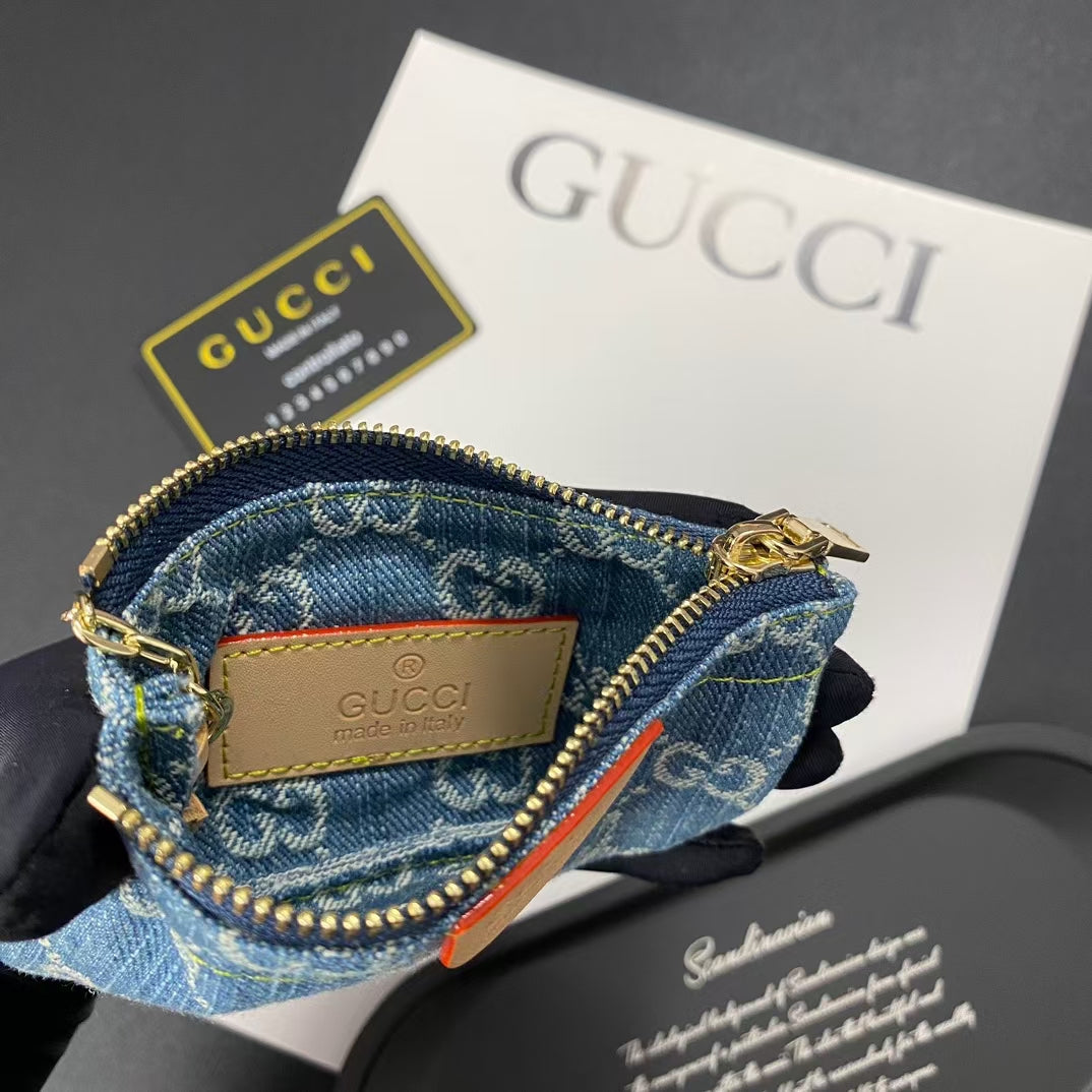 Gucci Monogram Essentials Card Case