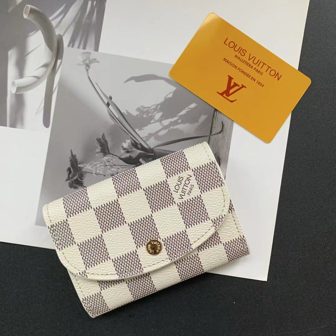 Minimalist LV Pocket Case