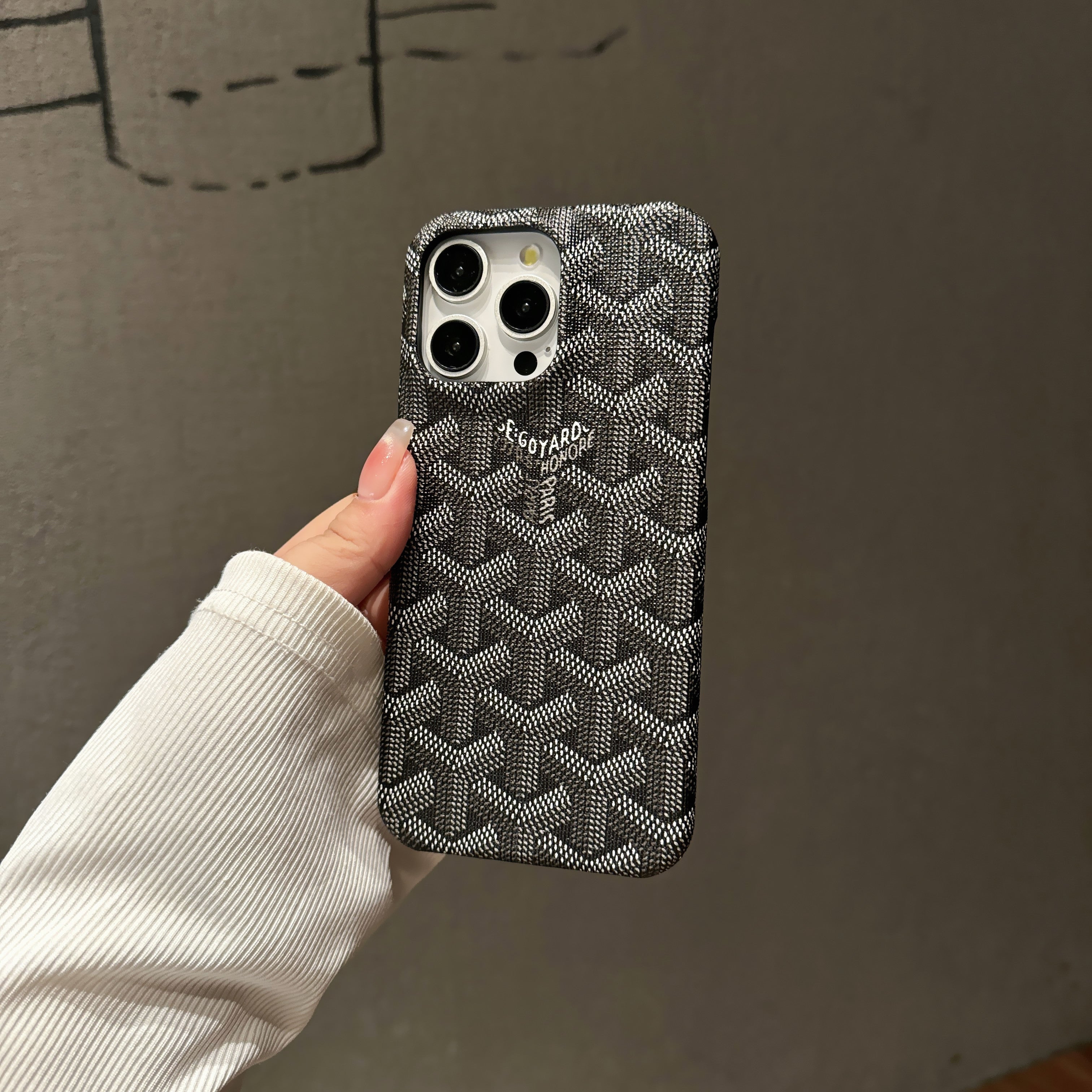 Goyard Graphic Slim Case