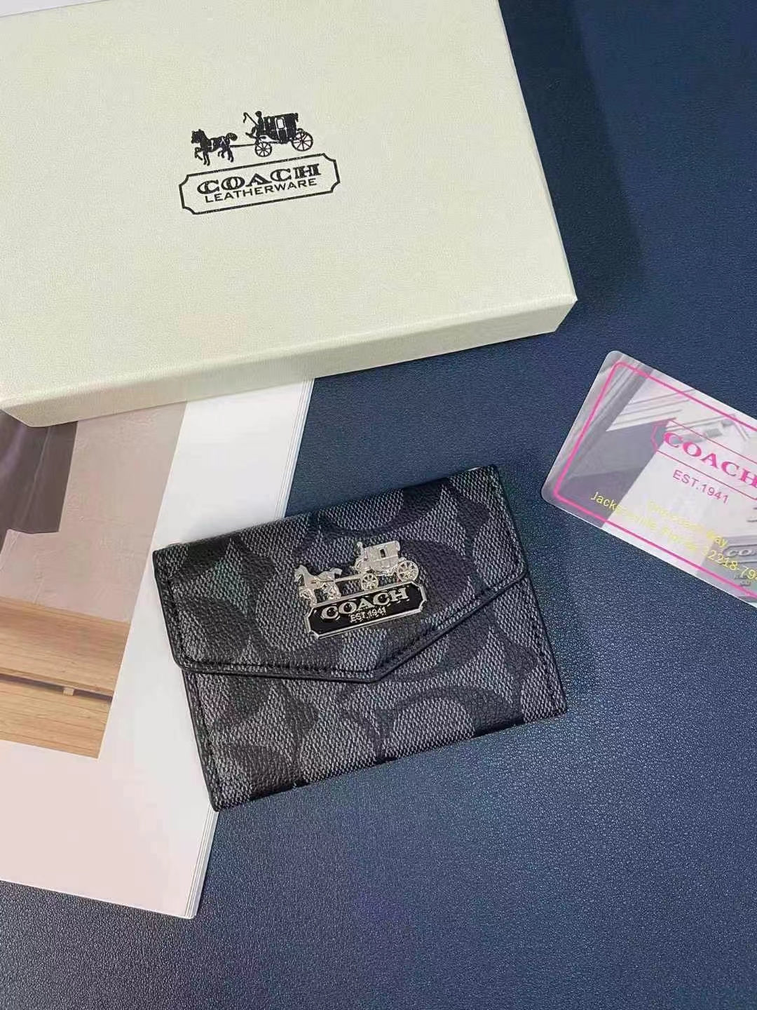 SleekFit Coach Card Case