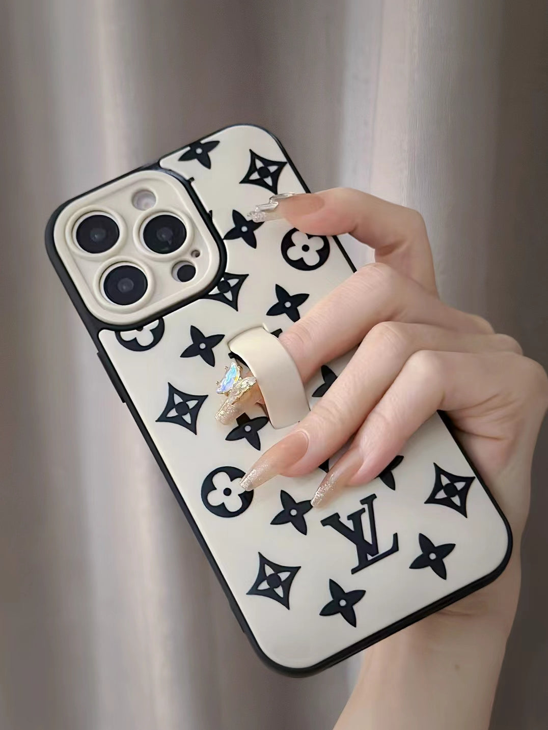 Signature Touch LV Case with Grip