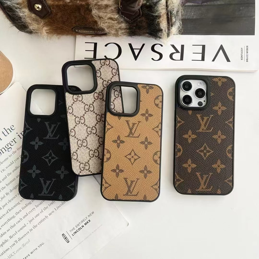 LV Signature SoftGuard Case