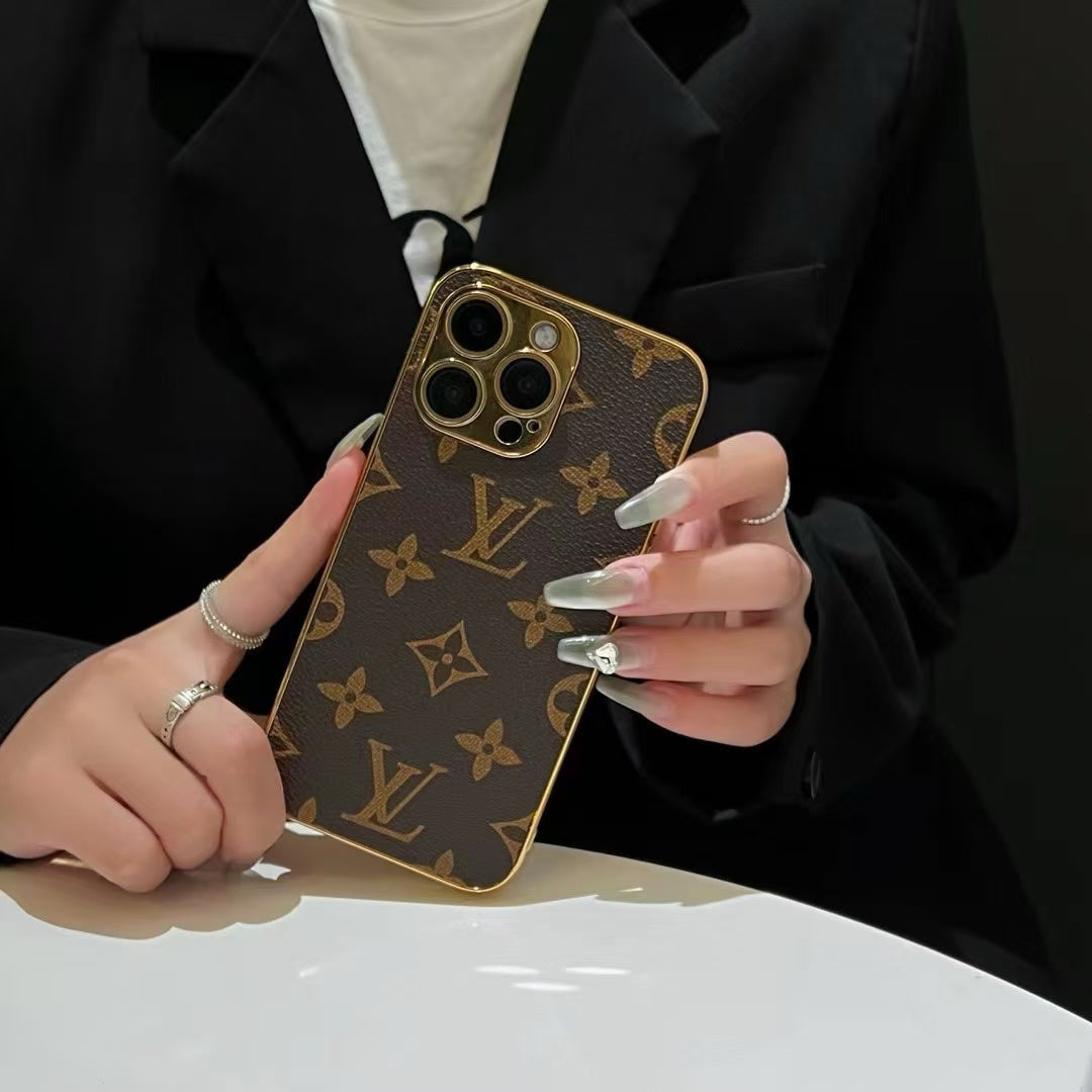 LuxeGuard LV Snap Case