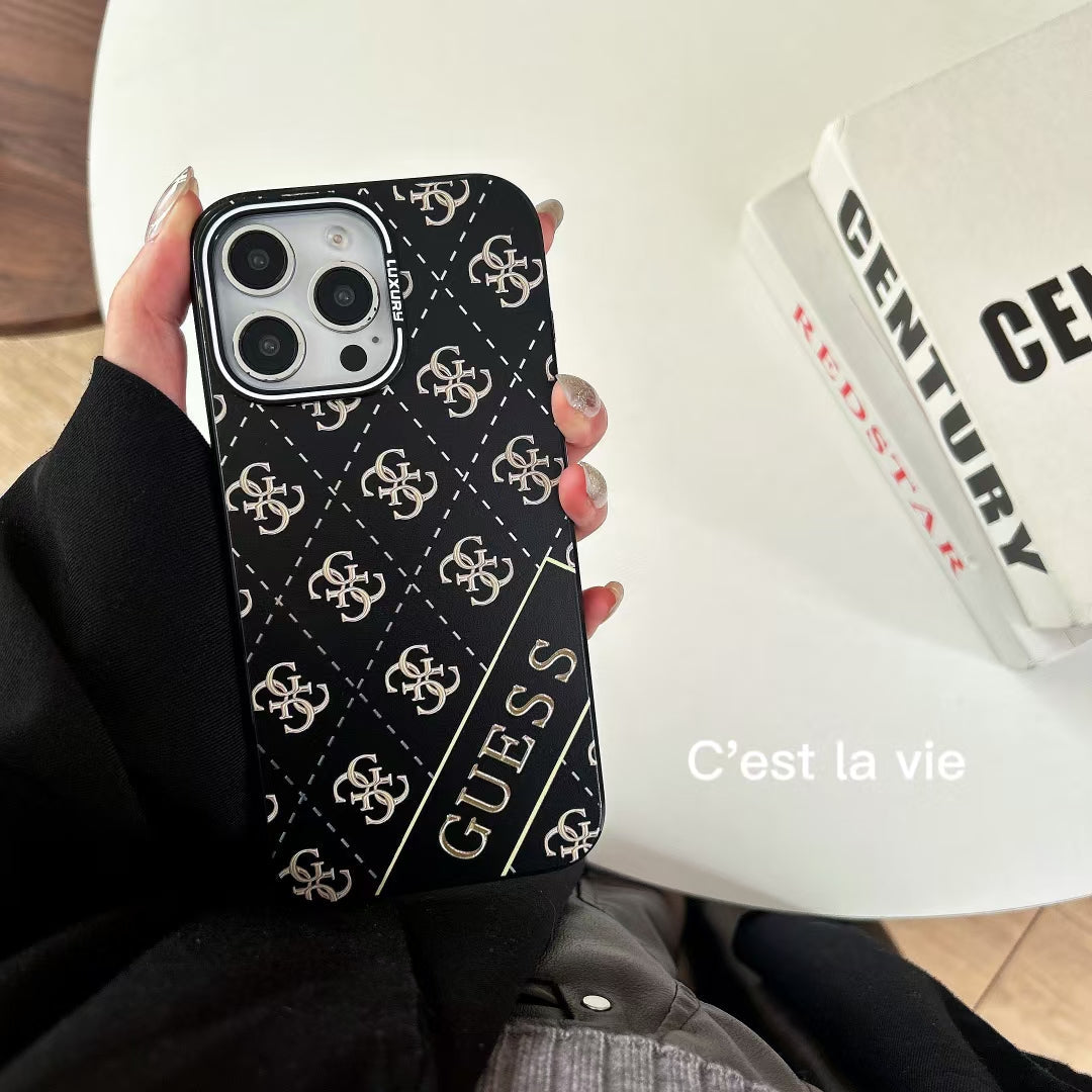 GUESS Signature Sleek Fit Case