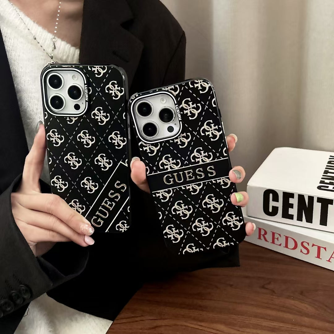 GUESS Signature Sleek Fit Case