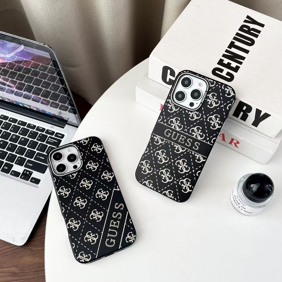 GUESS Signature Sleek Fit Case