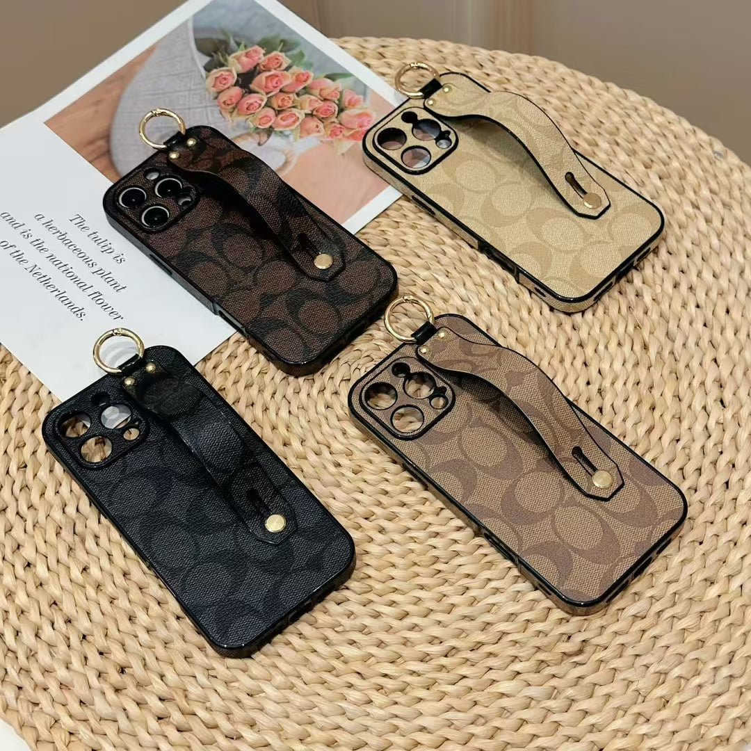 Coach Modern Essentials Sleek Grip Case