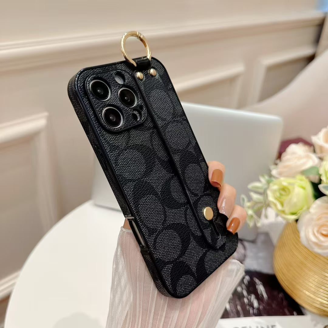 Coach Modern Essentials Sleek Grip Case