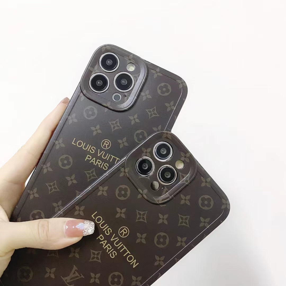 Louis Vuitton Monogram Classic Slim Case