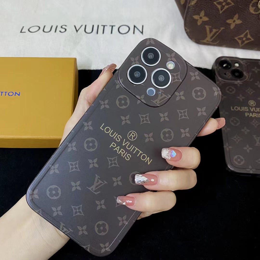 Louis Vuitton Monogram Classic Slim Case