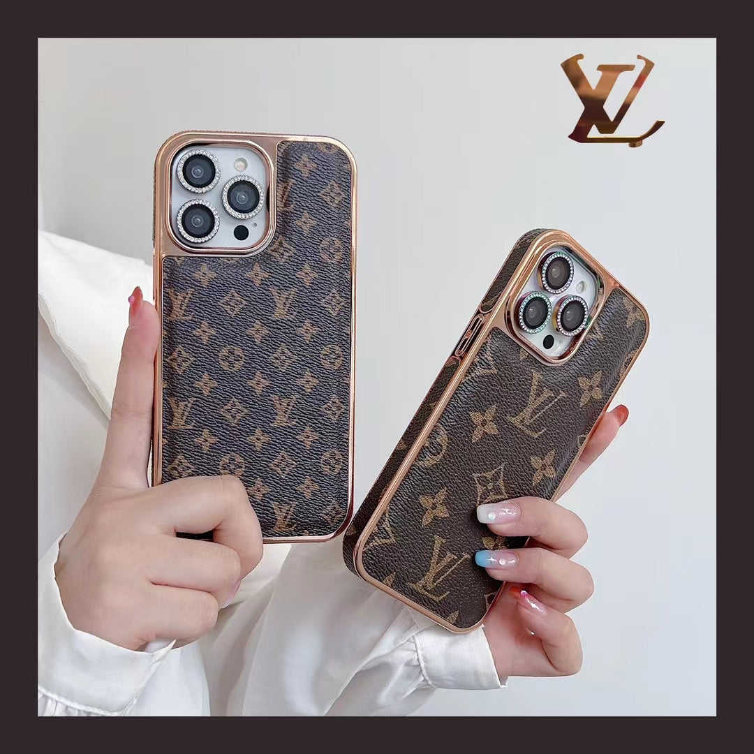 Louis Vuitton Signature Leather Back Case