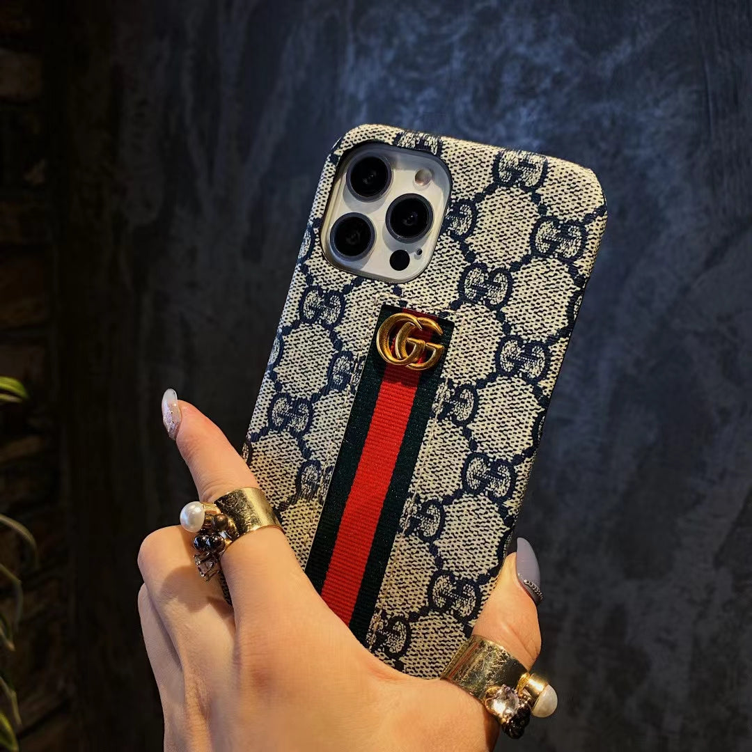 Gucci Monogram Minimal Case