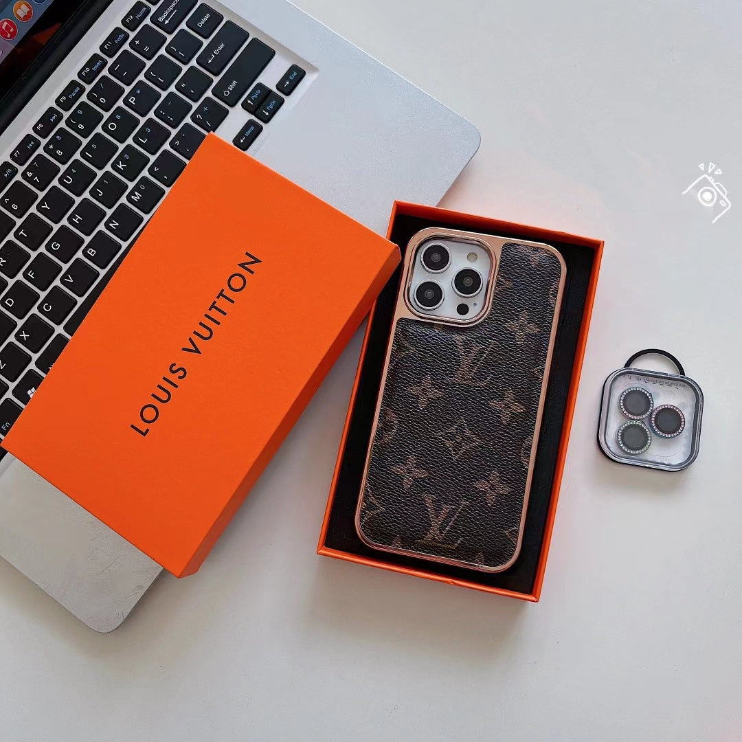 Louis Vuitton Signature Leather Back Case