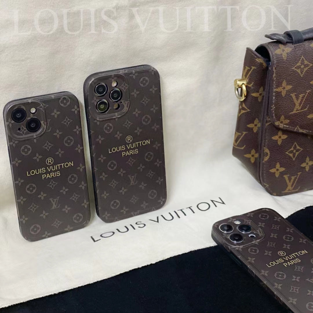 Louis Vuitton Monogram Classic Slim Case