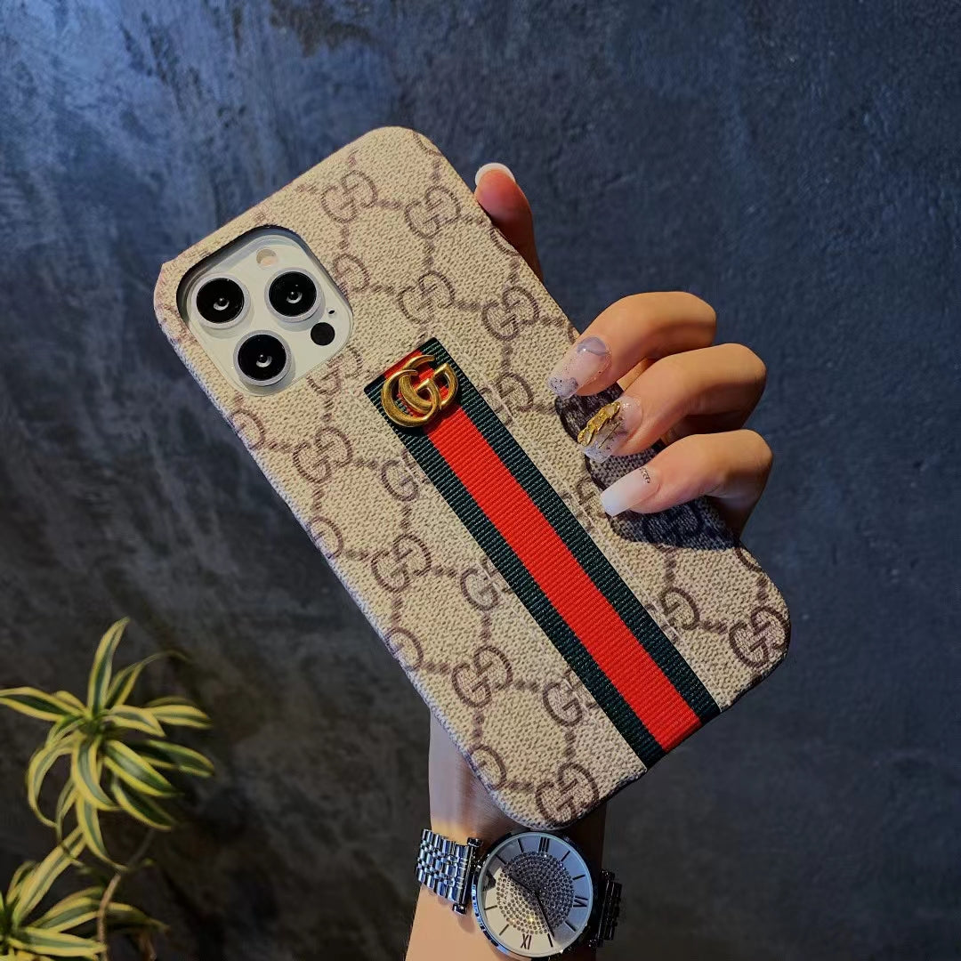 Gucci Monogram Minimal Case