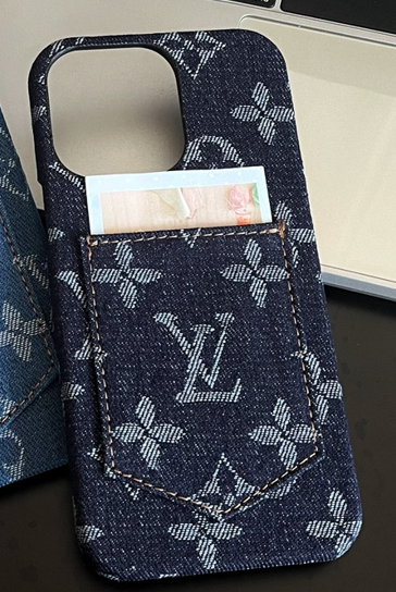 Iconic Armor Louis Vuitton with Card Holder i Phone Case