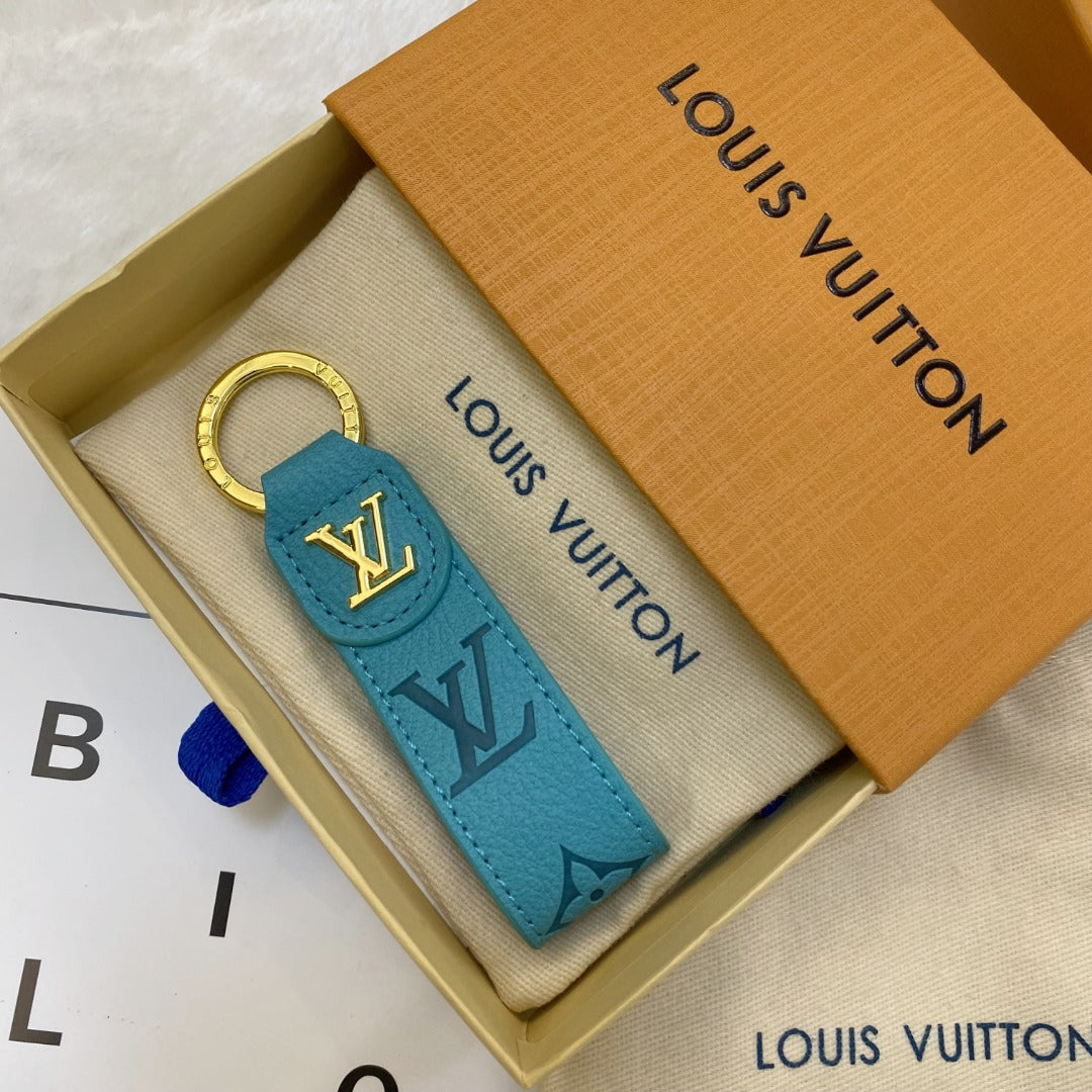 Signature Charm by Gucci