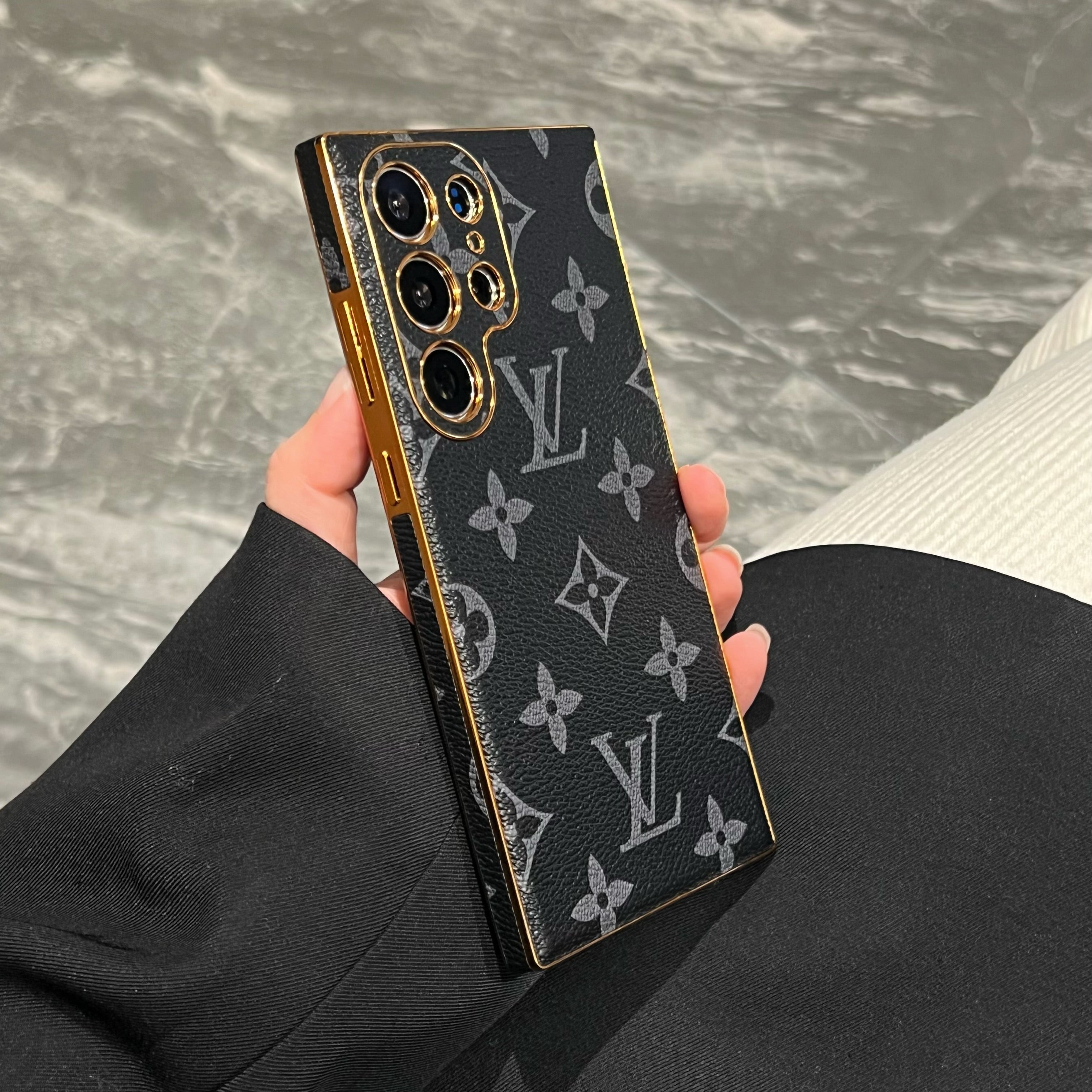 Louis Vuitton/ Gucci Chic Designer Style Samsung Galaxy Cover