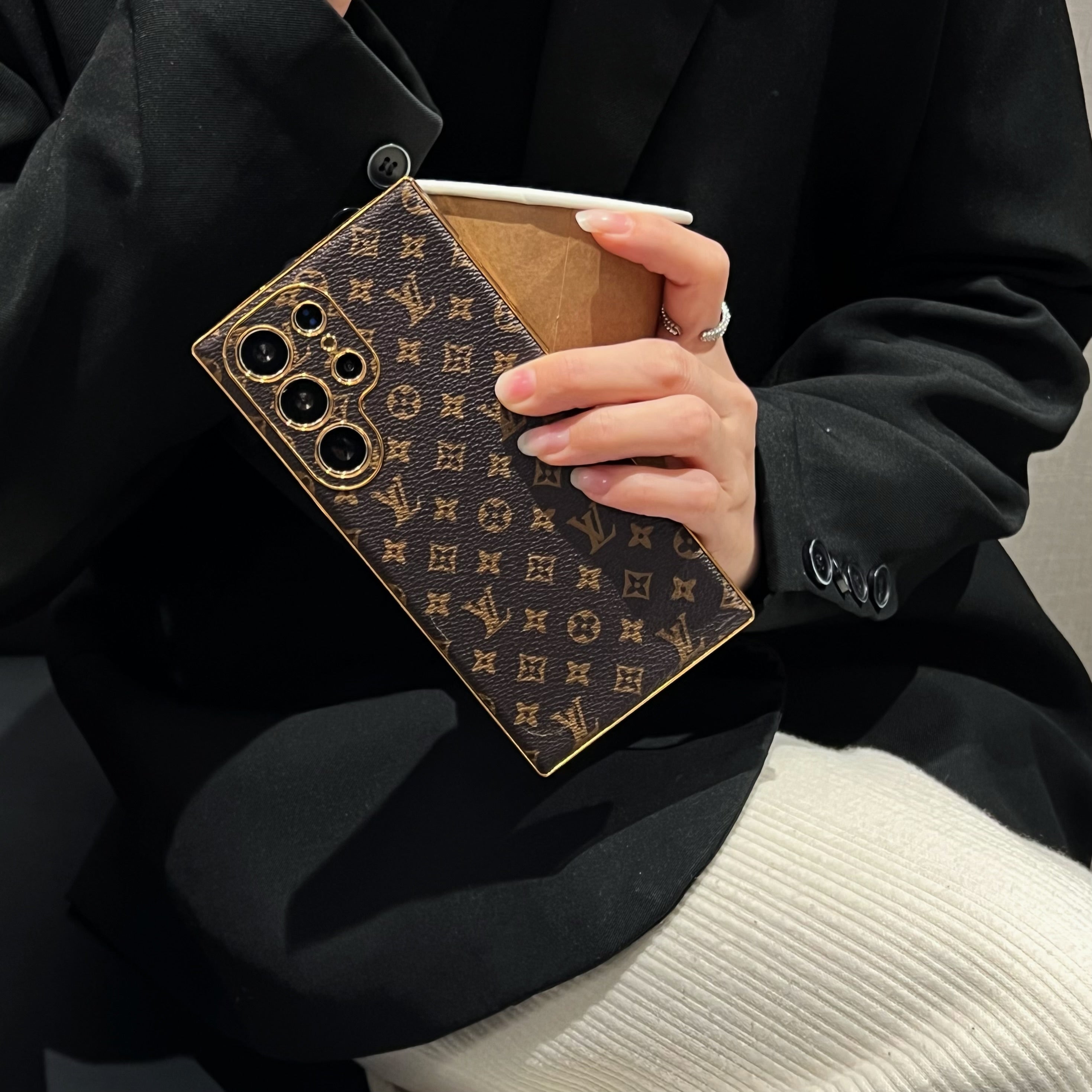 Louis Vuitton/ Gucci Chic Designer Style Samsung Galaxy Cover
