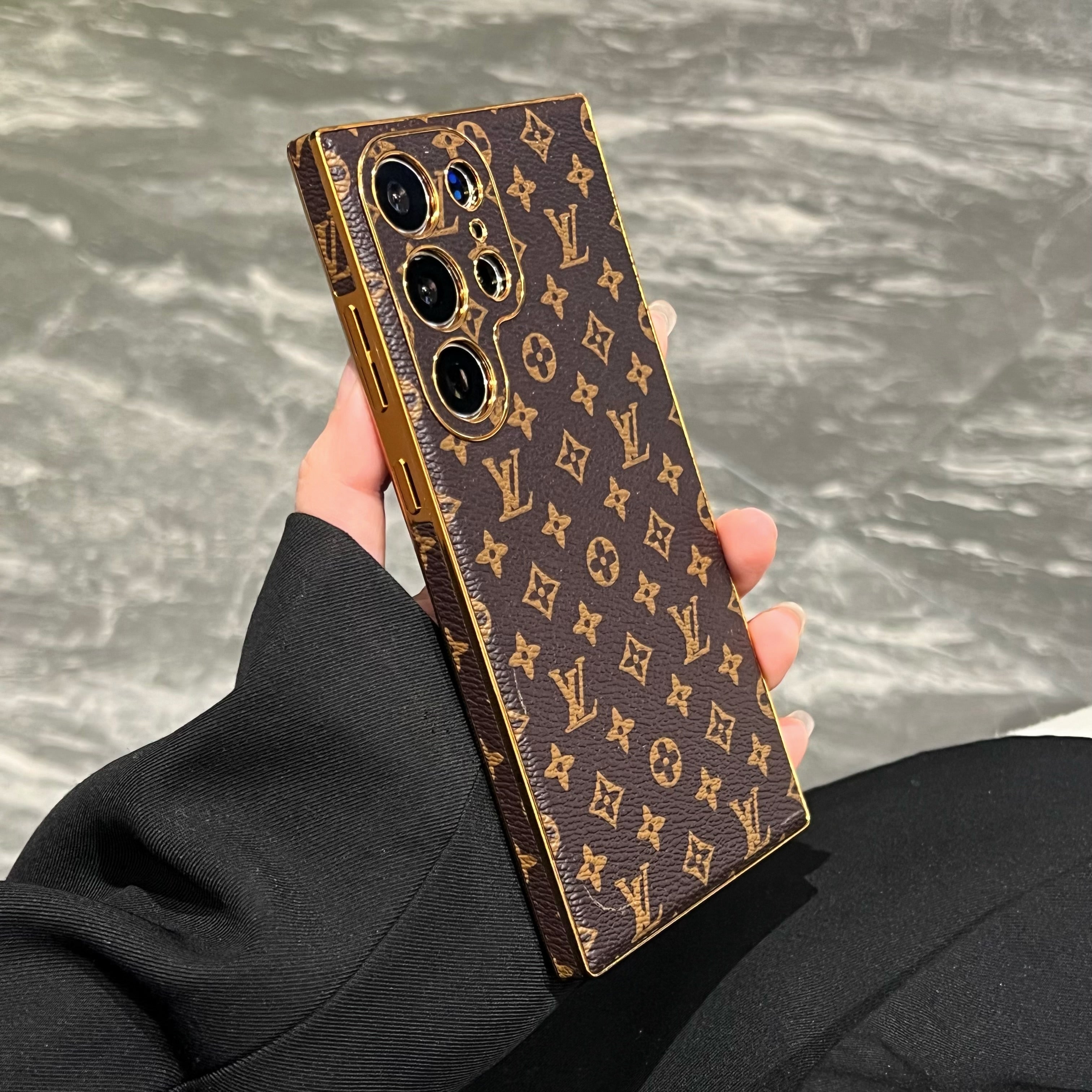 Louis Vuitton/ Gucci Chic Designer Style Samsung Galaxy Cover