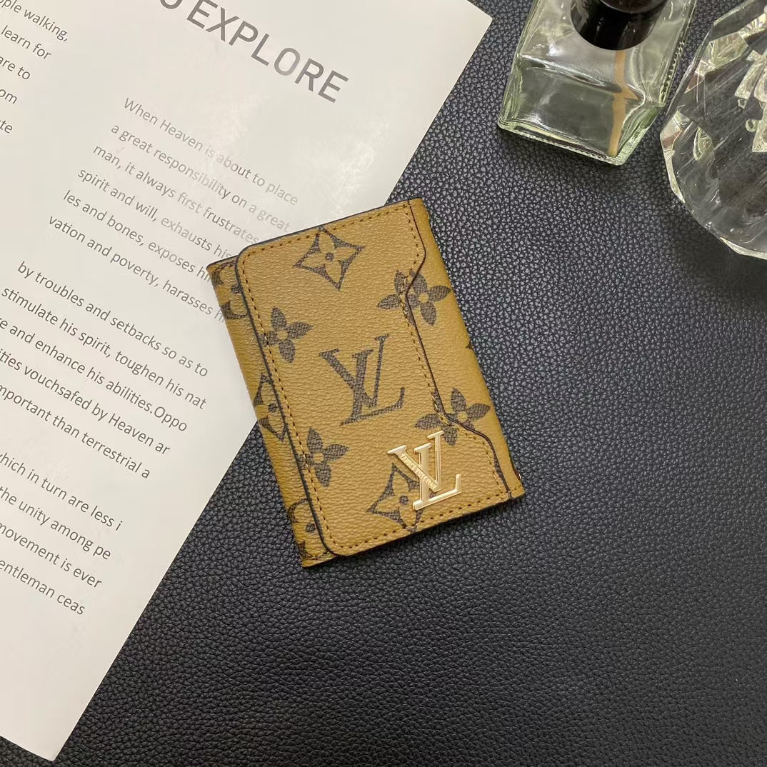 Louis Vuitton Signature Slim Card Vault