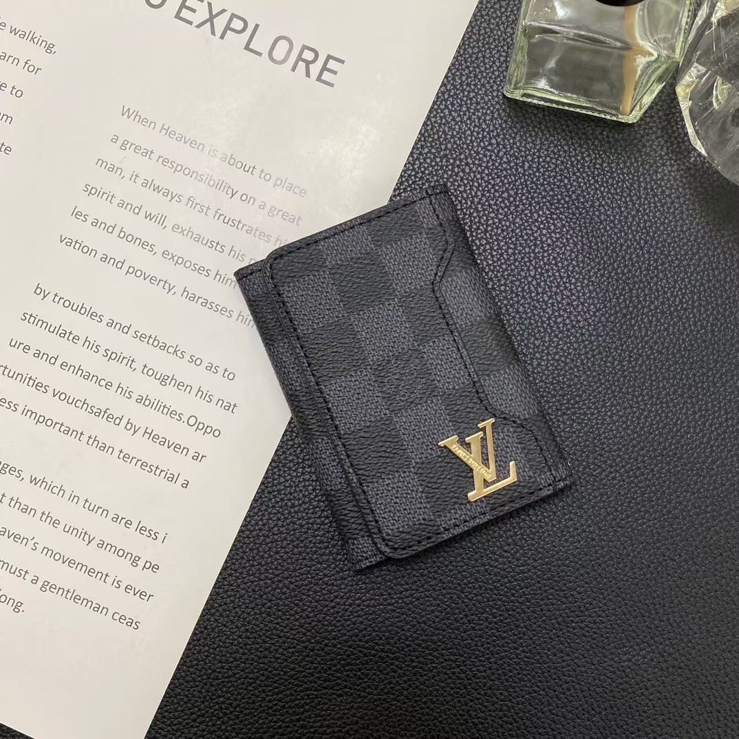 Louis Vuitton Signature Slim Card Vault