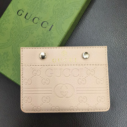 Sleek Signature Gucci Card Case