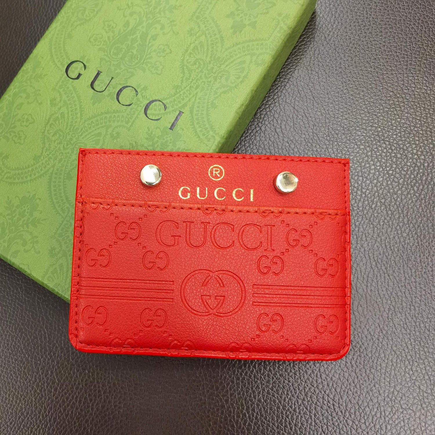 Sleek Signature Gucci Card Case