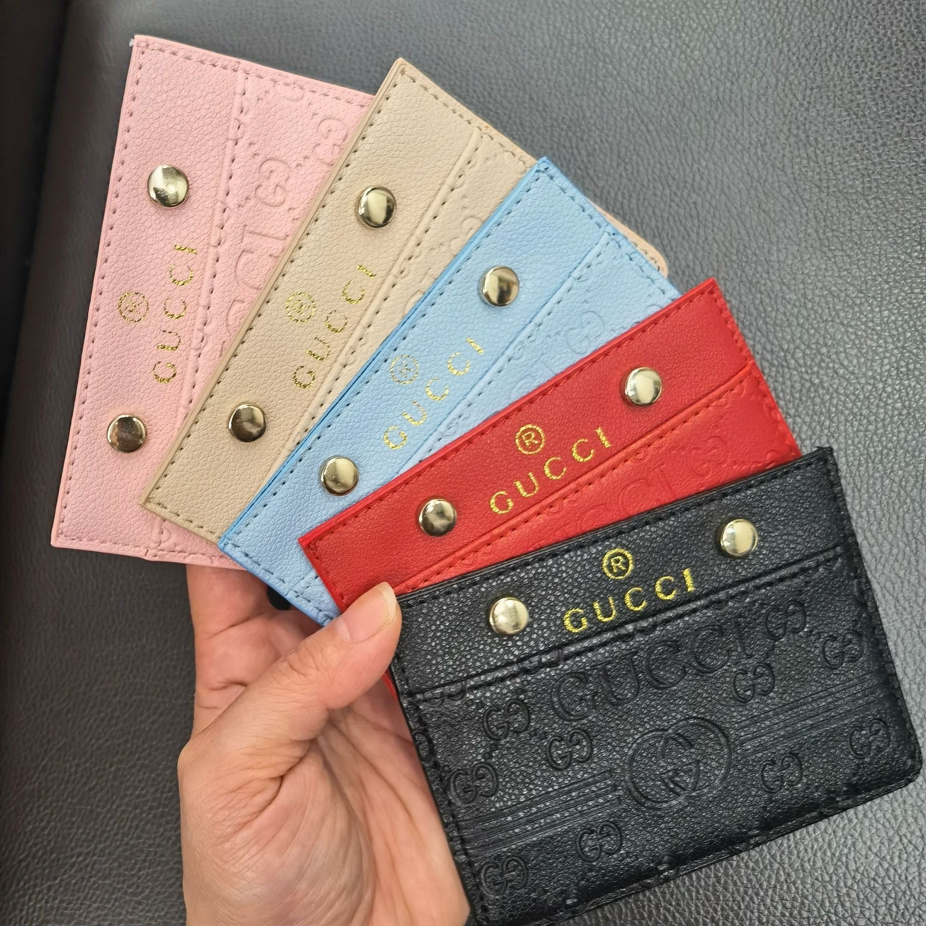 Sleek Signature Gucci Card Case