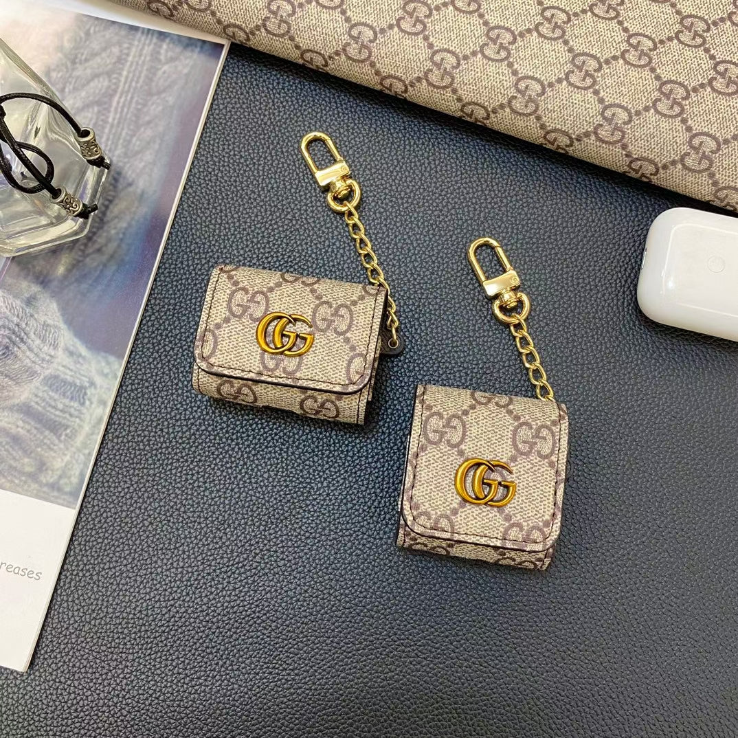 Sleek Meets Statement LV Minimal Mode