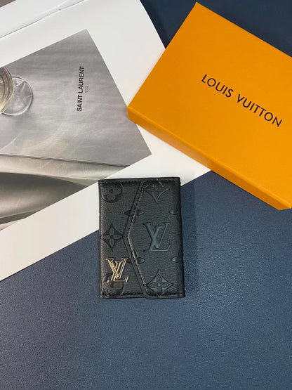 Louis Vuitton Essentials Compact Card Holder