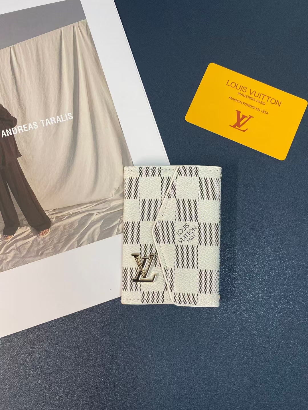 LV SleekStash Card Keeper