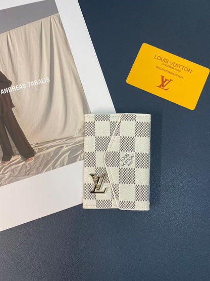 LV SleekStash Card Keeper