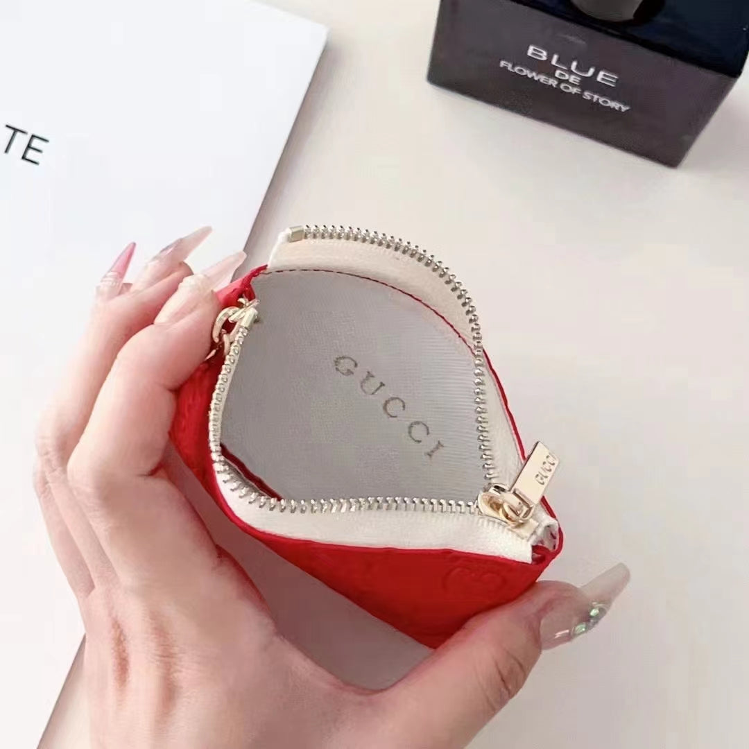 Gucci Signature Slim Card Case