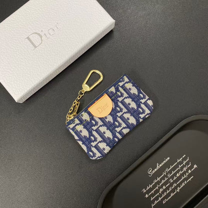 Louis Vuitton Essentials Card Case Luxury