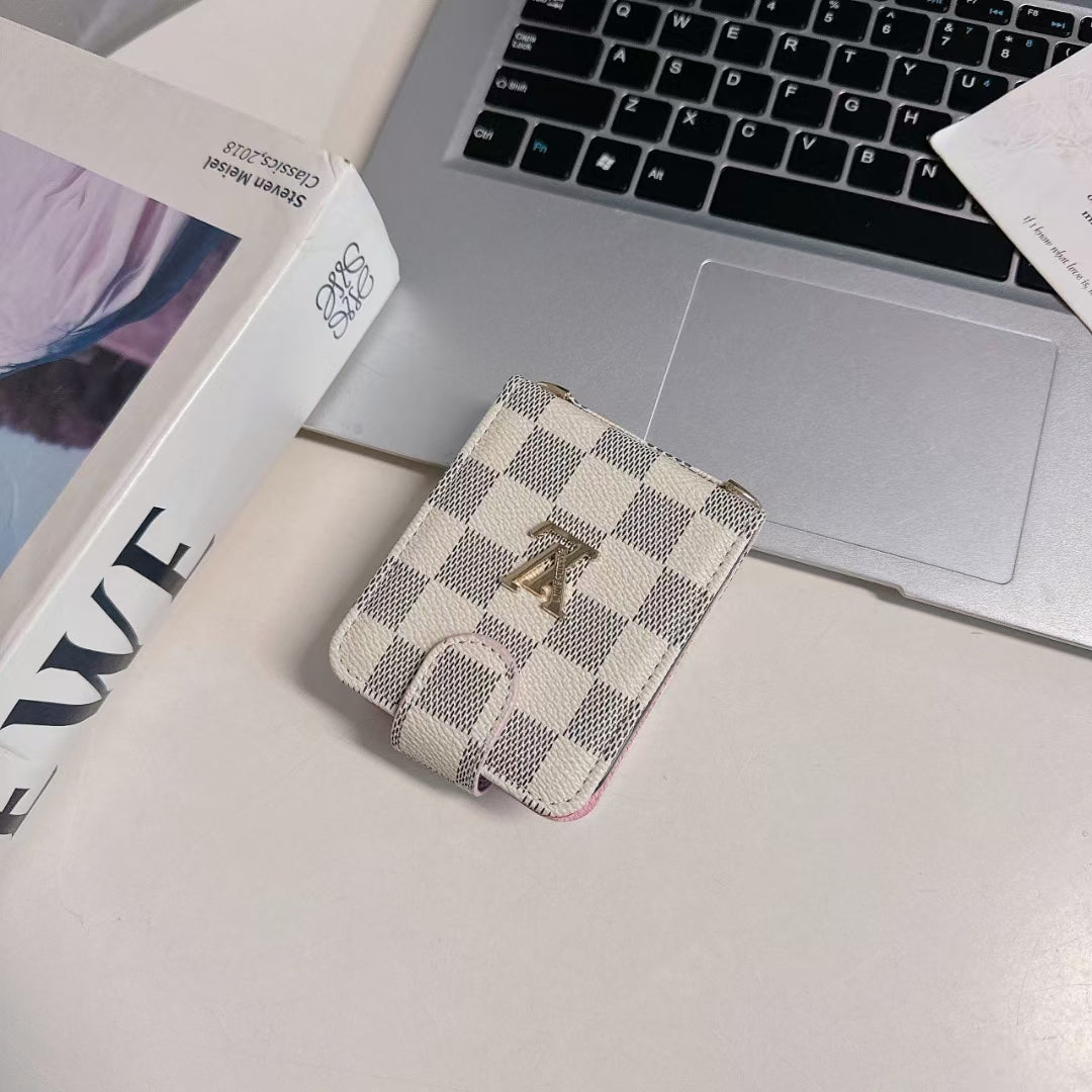ChicFold: Signature Samsung Gucci/Louis Vuitton Z Flip Cover