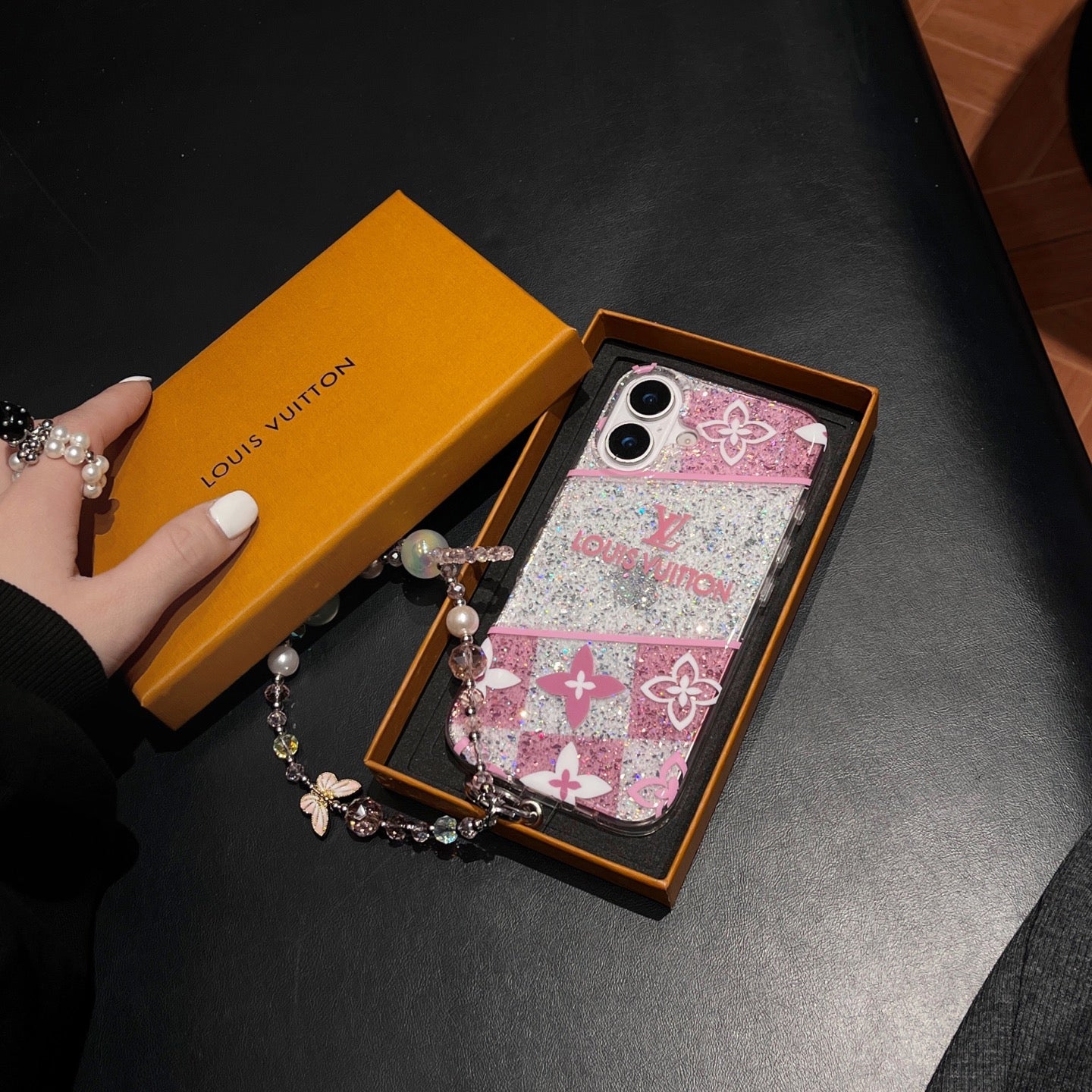 Louis Vuitton EasyGrip Cover Signature Style, Secure Hold