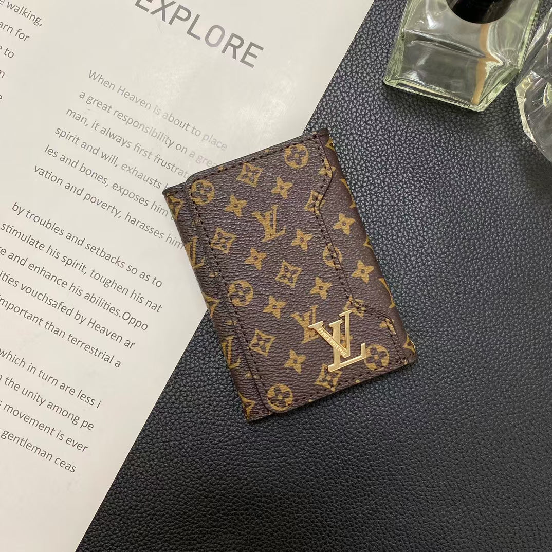Louis Vuitton Signature Slim Card Vault