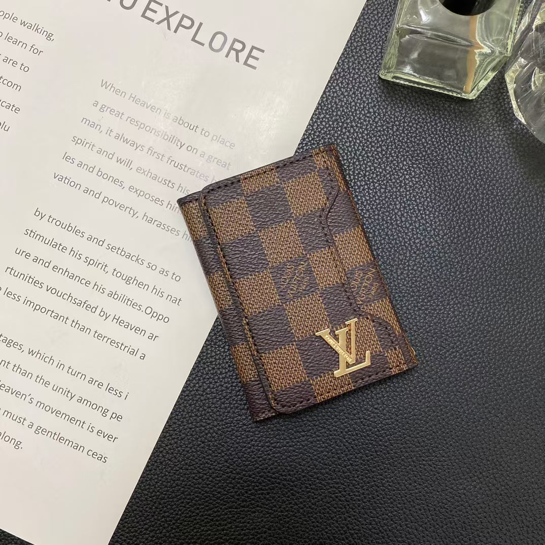 Louis Vuitton Signature Slim Card Vault