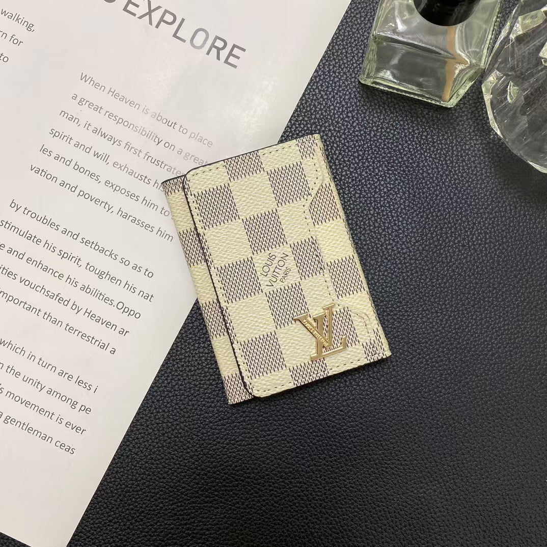 Louis Vuitton Signature Slim Card Vault