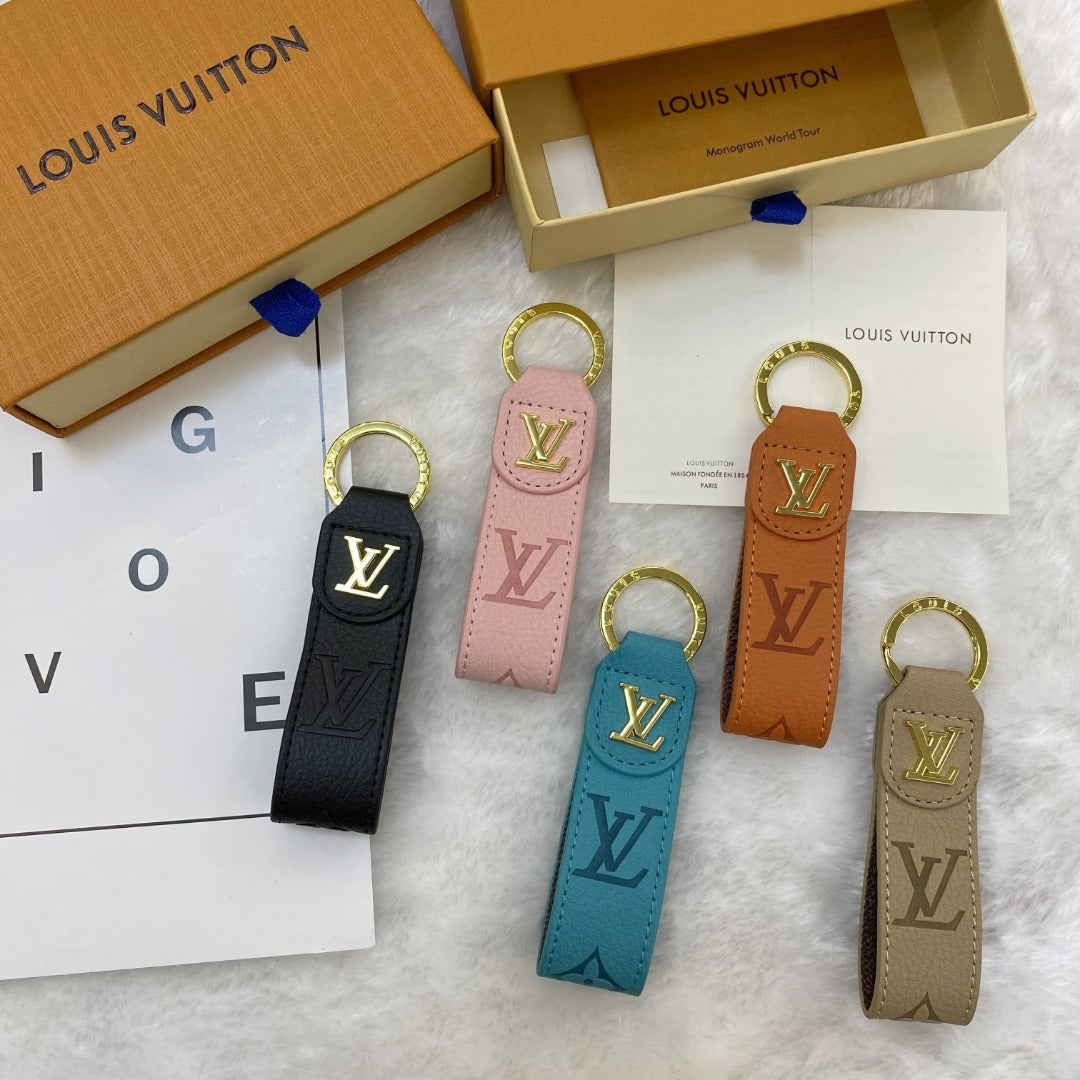 Signature Charm by Gucci